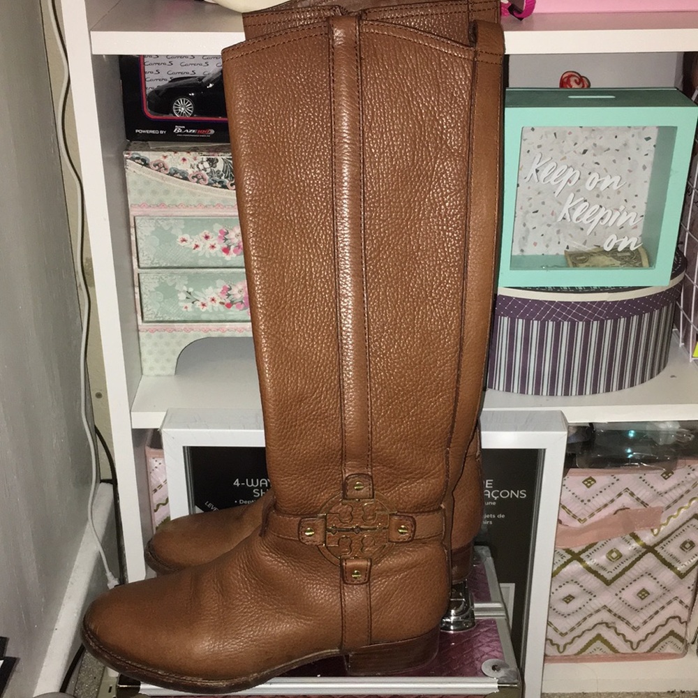 tory burch boots